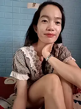 Snapshot of Lyly999 chatting on October 30, 12:34 am Lyly999 online show from October 30, 12:34 am