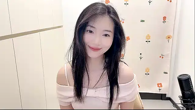 Snapshot of Rosalind_xixi chatting on September 9, 3:39 am Rosalind xixi online show from September 9, 3:39 am
