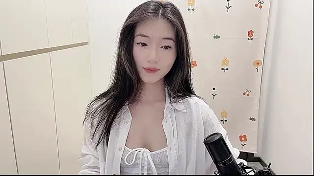 Snapshot of Rosalind_xixi chatting on September 23, 8:39 am Rosalind xixi online show from September 23, 8:39 am