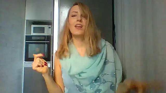 Snapshot of Vexxaa chatting on February 19, 1:51 pm Vexxaa online show from February 19, 1:51 pm