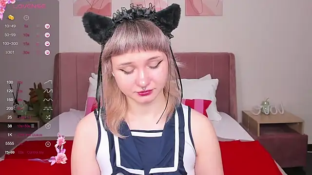 Tori Cutie online show from February 1, 12:09 am