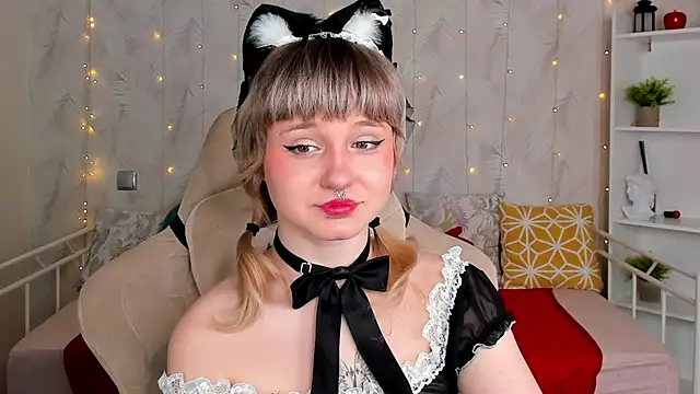 Tori Cutie online show from March 15, 12:27 am