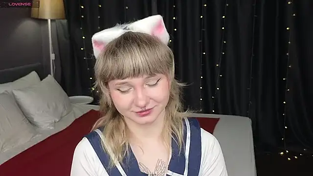 Tori Cutie online show from March 20, 12:04 am