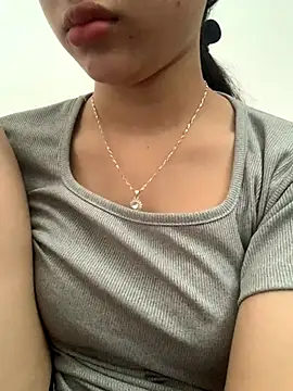 Snapshot of Nguyenha11 chatting on October 29, 7:32 am Nguyenha11 online show from October 29, 7:32 am