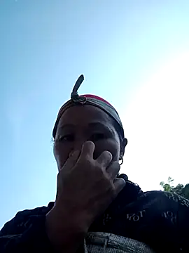 TinTin321 online show from October 5, 1:15 am