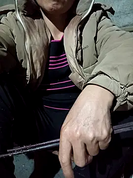 Snapshot of TinTin321 chatting on February 9, 11:36 am TinTin321 online show from February 9, 11:36 am