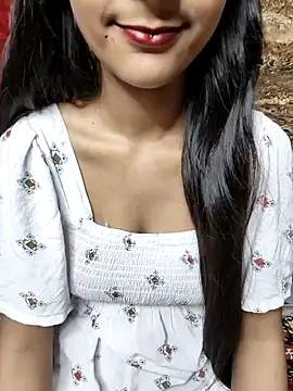 Snapshot of Indian-Aleena chatting on October 9, 6:06 pm Indian-Aleena online show from October 9, 6:06 pm