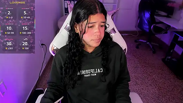 Ivy nt online show from October 8, 7:00 pm