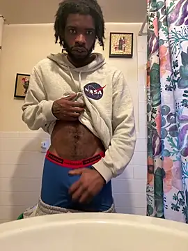 BigBDMari online show from May 25, 11:55 pm