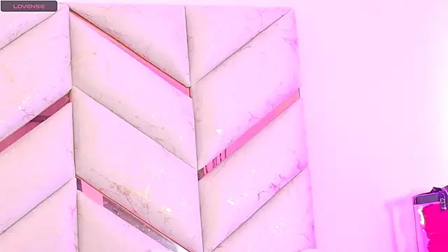 AlanaDoll online show from March 17, 1:58 pm