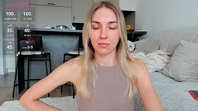 Snapshot of Sunny_Rina_ chatting on April 10, 7:35 am Sunny Rina online show from April 10, 7:35 am