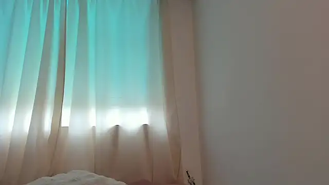 canelleGarces online show from February 14, 5:53 pm