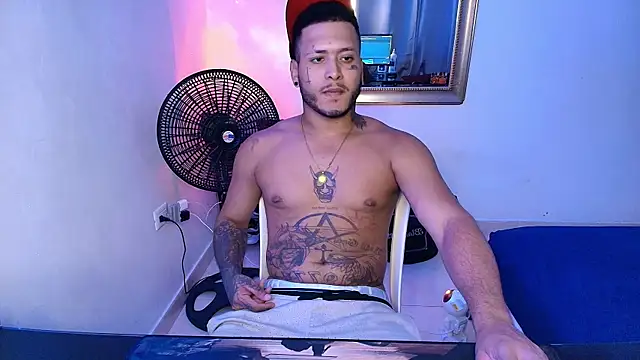 crow black00 online show from August 7, 2:57 am
