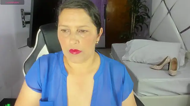 KikaDuque online show from December 18, 7:31 pm