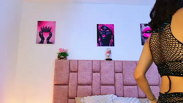 Snapshot of ScarlettLuxe chatting on January 10, 9:16 pm ScarlettLuxe online show from January 10, 9:16 pm