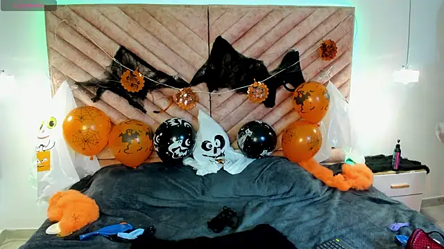 Zoe Vg online show from November 14, 4:06 pm