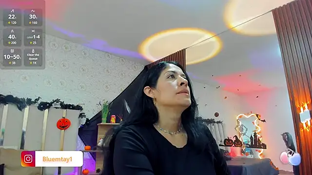 BLUE TAY1 online show from October 17, 11:35 am