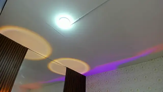 BLUE TAY1 online show from January 8, 11:45 am