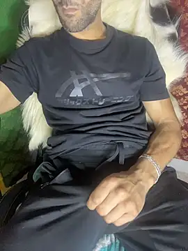 JUSTFORRICH online show from April 22, 7:15 pm