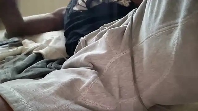 Snapshot of BBCGottii chatting on February 2, 11:25 pm BBCGottii online show from February 2, 11:25 pm