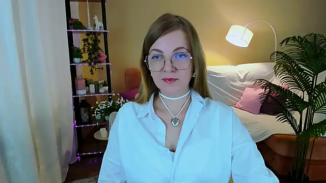 YourUniverser online show from October 3, 10:12 am