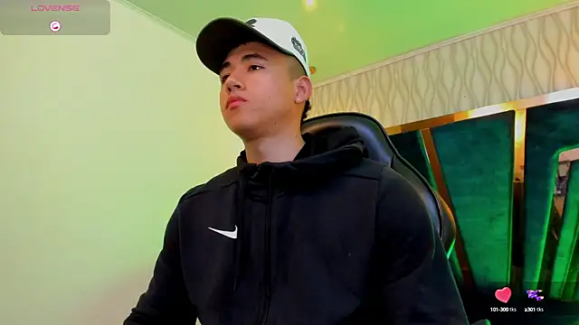 Draven Marceaux online show from September 15, 12:27 pm