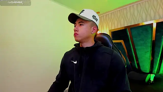 Draven Marceaux online show from September 22, 11:34 am