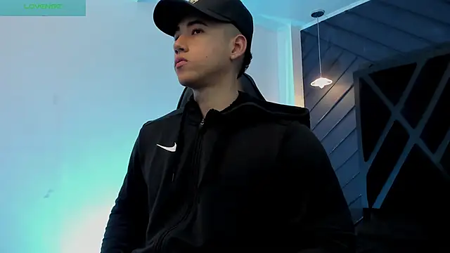 Draven Marceaux online show from December 4, 11:19 am