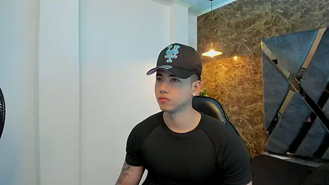 Draven Marceaux online show from March 4, 11:38 am