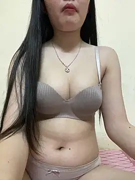 Xu Xubaby online show from December 18, 11:49 am