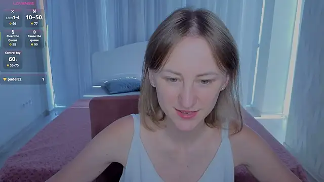 LuluChiiii online show from September 23, 10:18 am