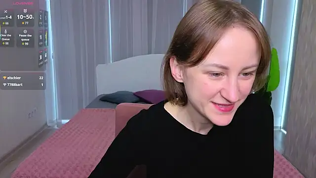 LuluChiiii online show from October 19, 9:54 am