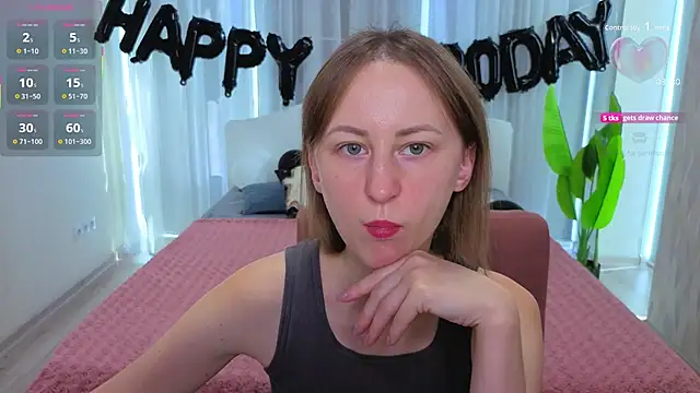 LuluChiiii online show from November 1, 11:01 am