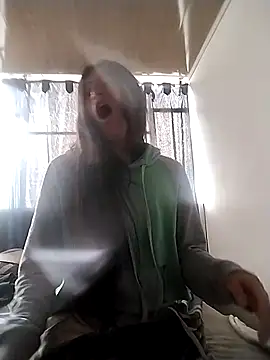 NathaSlave online show from December 5, 6:48 pm