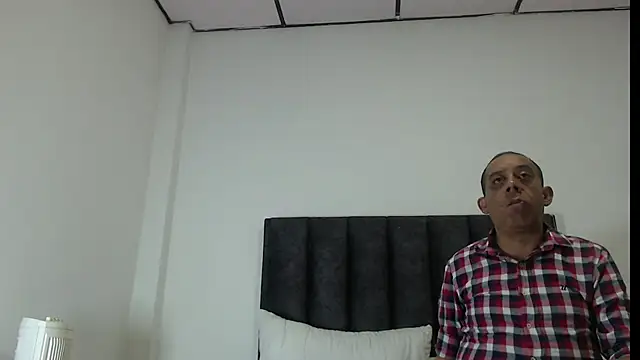 GabrielandAbigail online show from November 29, 1:14 pm