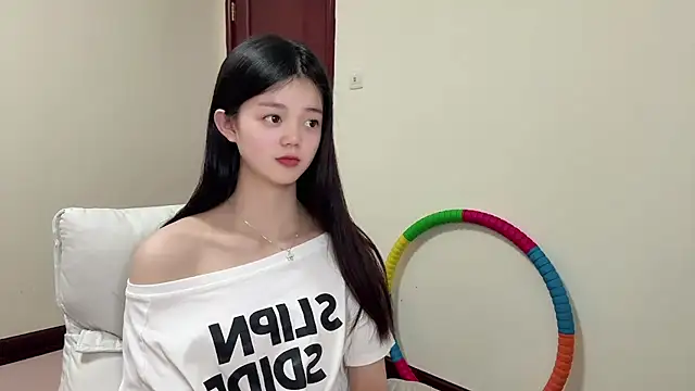 Nicole-13 online show from April 18, 12:20 pm