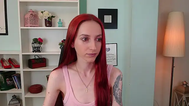 Julia Jae online show from September 19, 5:20 am