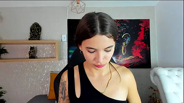 aitana baker  online show from March 4, 3:01 am