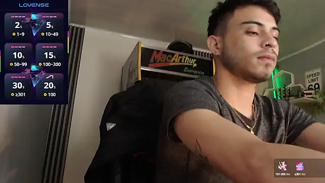 Bastian MCcormick online show from September 21, 1:24 pm