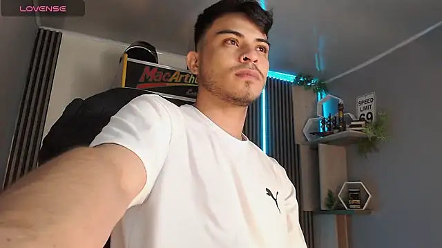 Bastian MCcormick online show from October 8, 12:03 pm