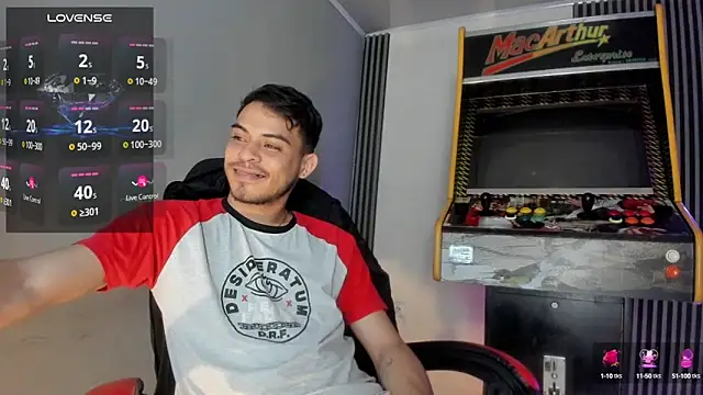 Bastian MCcormick online show from October 15, 11:54 am