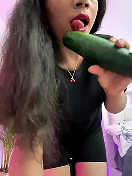 Snapshot of Ariana2017 chatting on January 9, 2:36 am Ariana2017 online show from January 9, 2:36 am