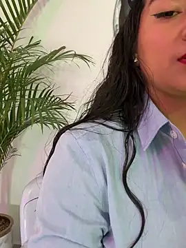 Snapshot of Ariana2017 chatting on February 3, 2:53 am Ariana2017 online show from February 3, 2:53 am