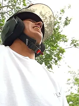 Joel4518 online show from May 2, 1:38 pm