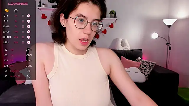 BellaCaress online show from September 9, 2:33 am