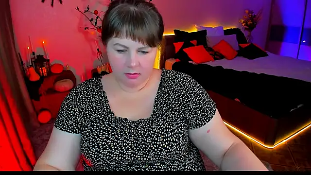 CrystaalStaar online show from October 28, 8:22 pm