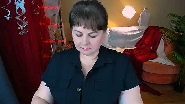 CrystaalStaar online show from November 1, 6:54 pm