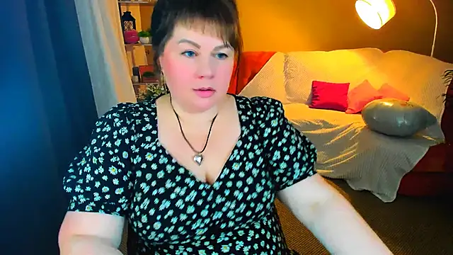 Snapshot of CrystaalStaar chatting on February 2, 8:07 pm CrystaalStaar online show from February 2, 8:07 pm