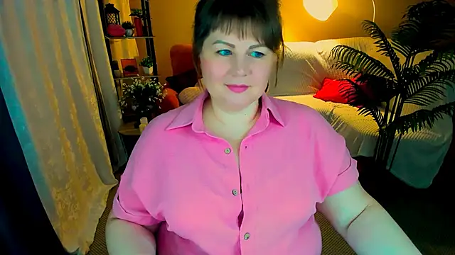 Snapshot of CrystaalStaar chatting on March 4, 7:42 pm CrystaalStaar online show from March 4, 7:42 pm