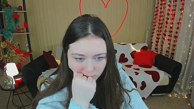 AlluringLookk online show from February 22, 4:35 am